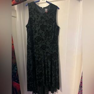 Deep Green/Black w/ Floral Appliqué